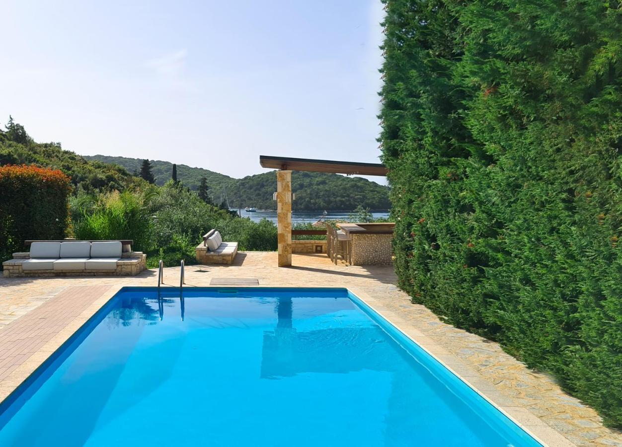 Saz Villas Sívota Екстериор снимка